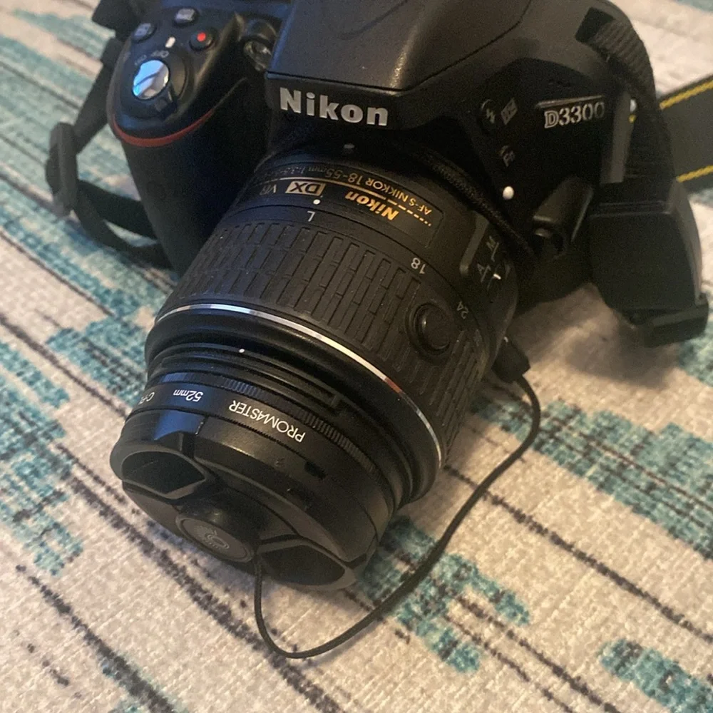 Nikon D3300 camera and bag